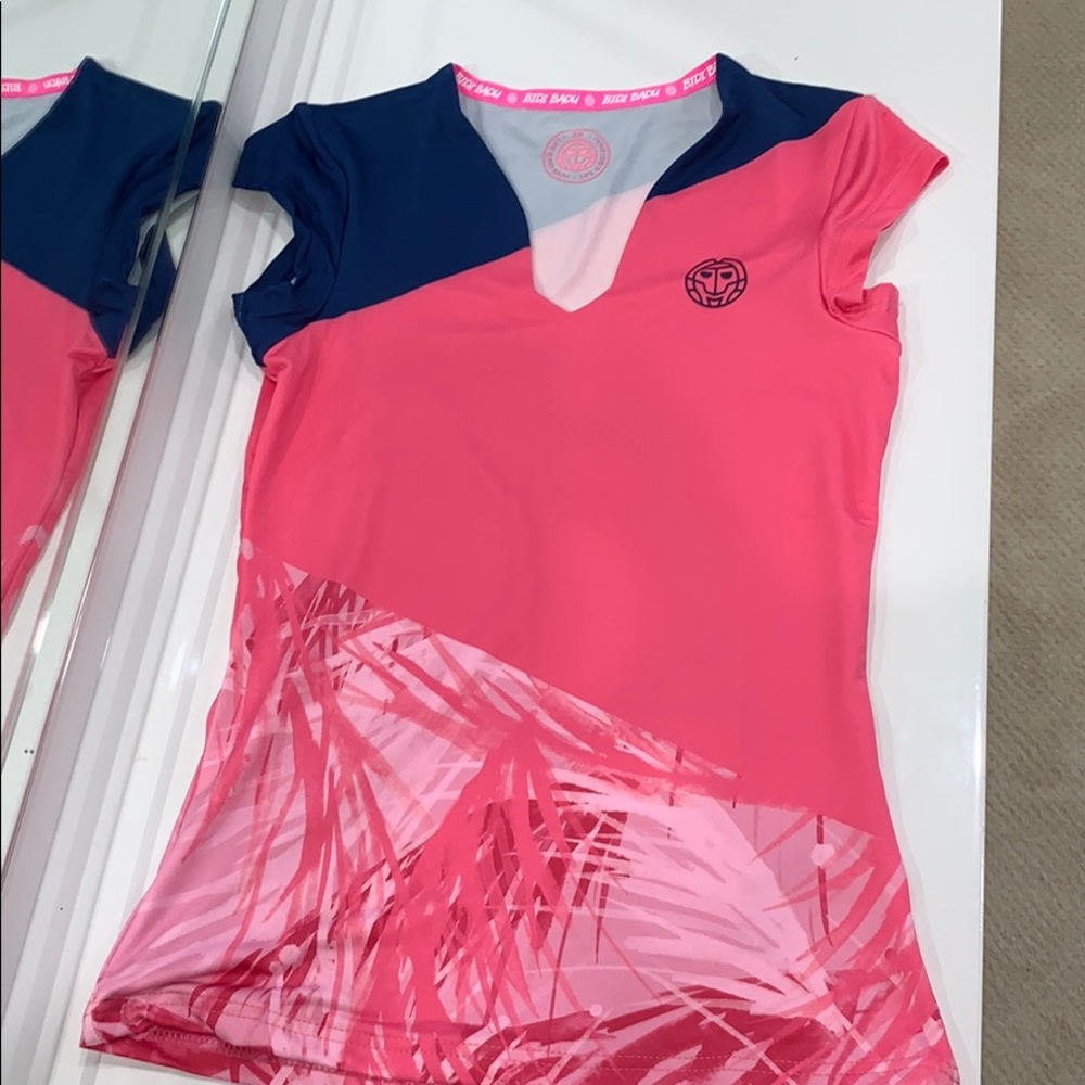 Bidi badu tennis shirt